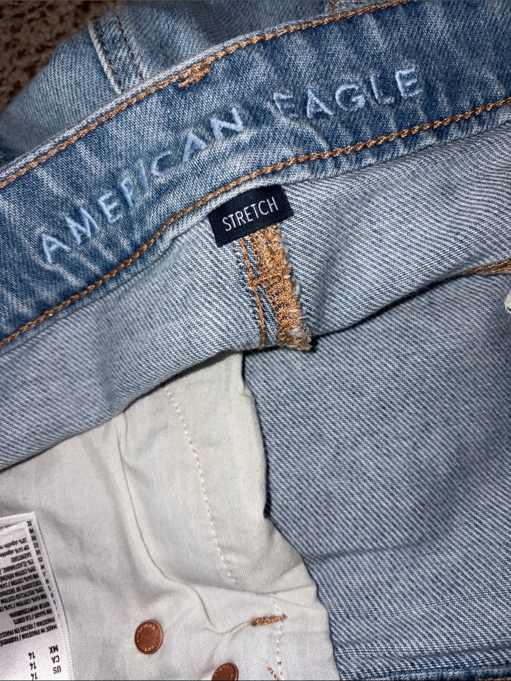 American Eagle AE x Sydney Sweeney embroidered denims shorts - Picture 13 of 14